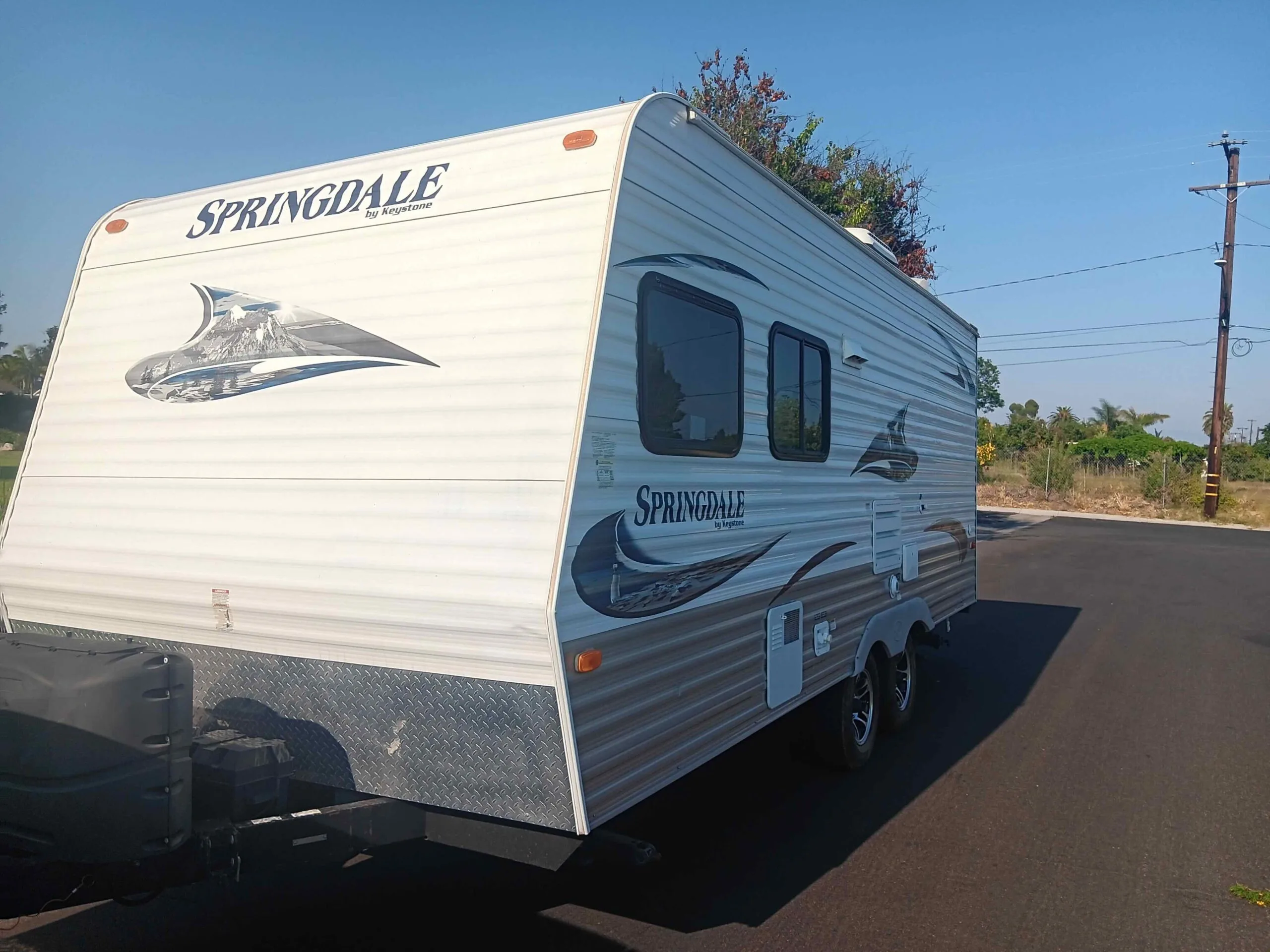 2011 Springdale travel trailer A1 Rv buyer payed cash for it